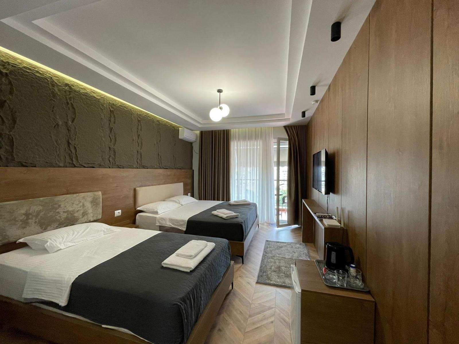 Your Apart Hotel Tirana Extérieur photo